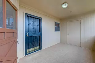 7714 Renwick Dr, Houston, TX 77081 - Photo 2
