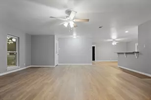 1347 E Palm Dr, Winnie, TX 77665 - Photo 12