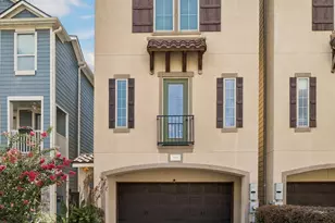 903 Asbury St, Houston, TX 77007 - Photo 2