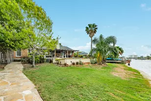 2413 Gerol Dr, Galveston, TX 77551 - Photo 16