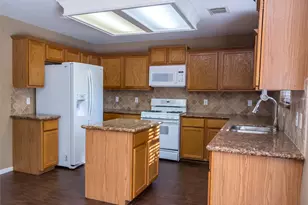 25727 Bearborough Dr, Spring, TX 77386 - Photo 8