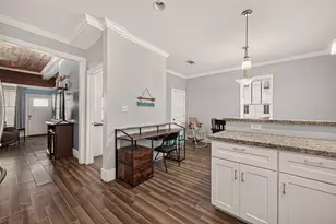 2223 33rd St, Galveston, TX 77550 - Photo 8