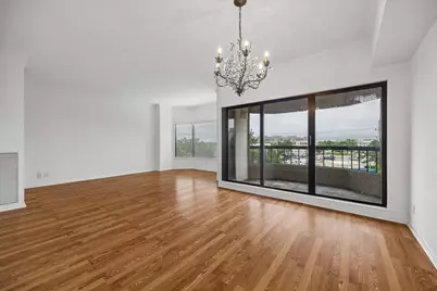 2001 Holcombe Boulevard #403, Houston, TX 77030 - Photo 4