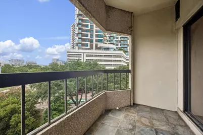 2001 Holcombe Boulevard #403, Houston, TX 77030 - Photo 12