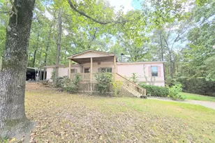 573 Bluebonnet, Livingston, TX 77351 - Photo 2