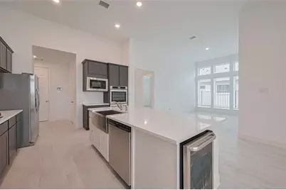 2825 Golden Isle Drive, Texas City, TX 77568 - Photo 14