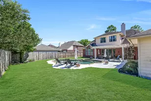 2864 Everett Dr, Friendswood, TX 77546 - Photo 46