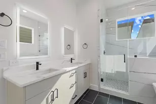 4710 Thornton Villas Ln, Houston, TX 77018 - Photo 22