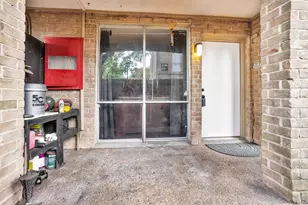 4637 Wild Indigo St, Houston, TX 77027 - Photo 24