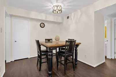 4637 Wild Indigo Street #422, Houston, TX 77027 - Photo 10