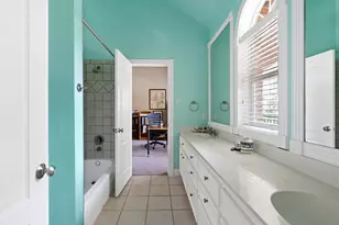 3827 Durness Way, Houston, TX 77025 - Photo 28