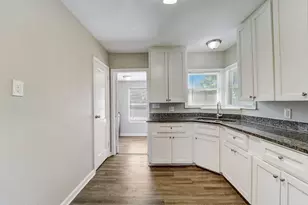 1420 Foreman St, La Marque, TX 77568 - Photo 10