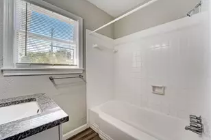 1420 Foreman St, La Marque, TX 77568 - Photo 16