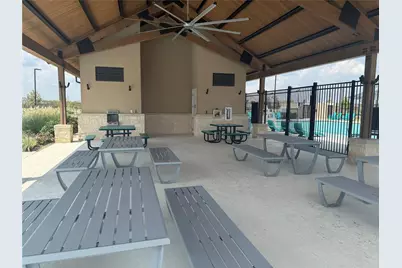 2527 Night Emerald Drive, Rosharon, TX 77583 - Photo 2