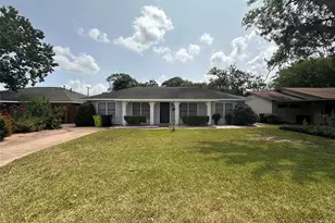 1121 Millie St, Rosenberg, TX 77471 - Photo 2