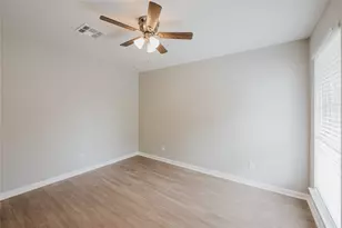 1109 Missouri St, South Houston, TX 77587 - Photo 4