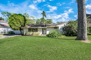 850 Pecanwood Ln, Houston, TX 77024 - Photo 42