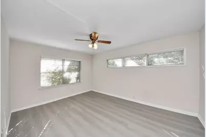 850 Pecanwood Lane, Houston, TX 77024 - Photo 30