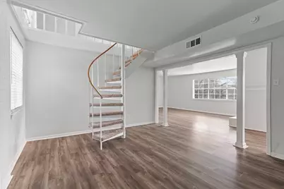 2711 Briarhurst Drive #18, Houston, TX 77057 - Photo 24