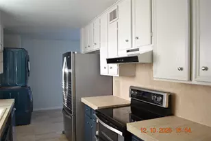 2711 Briarhurst Dr, Houston, TX 77057 - Photo 10