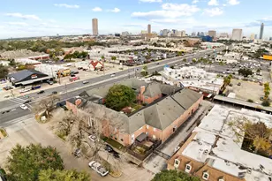 2711 Briarhurst Dr, Houston, TX 77057 - Photo 6