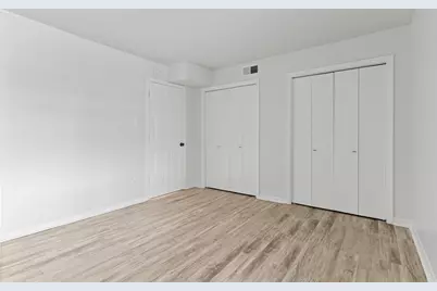 2711 Briarhurst Drive #18, Houston, TX 77057 - Photo 22