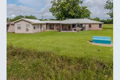 182 County Road 152, Bay City, TX 77414 - Photo 10