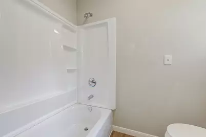 2035 Deerhurst Lane, Houston, TX 77088 - Photo 12
