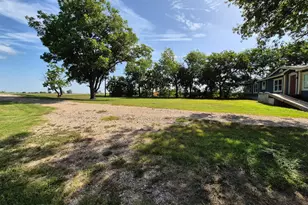1120 Battle Lake Rd, Hallsburg, TX 76682 - Photo 6