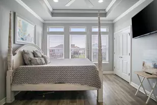 1819 Redfish Ln, Crystal Beach, TX 77650 - Photo 12