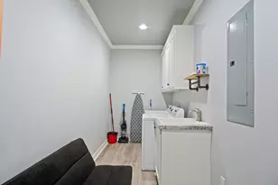 1819 Redfish Ln, Crystal Beach, TX 77650 - Photo 34