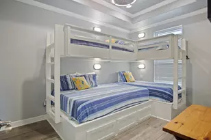 1819 Redfish Ln, Crystal Beach, TX 77650 - Photo 20