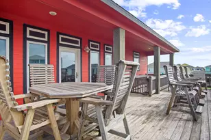 1819 Redfish Ln, Crystal Beach, TX 77650 - Photo 30