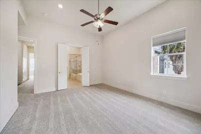 1015 Saint Charles Street, Houston, TX 77003 - Photo 10