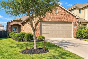 6427 Macroom Meadows Ln, Houston, TX 77048 - Photo 1