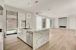 6533 Corbin St, Houston, TX 77055 - Photo 18