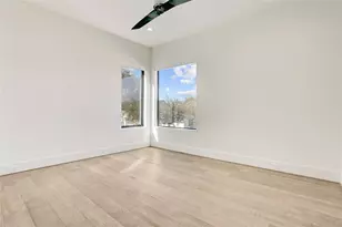 6533 Corbin St, Houston, TX 77055 - Photo 40