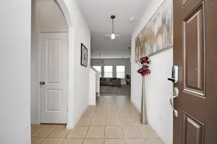 9423 Grand Spark Dr, Iowa Colony, TX 77583 - Photo 4