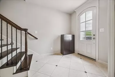 2048 Fannin Station S, Houston, TX 77045 - Photo 8