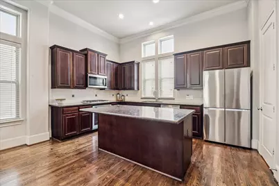 2048 Fannin Station S, Houston, TX 77045 - Photo 2