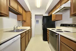 2025 Augusta, Houston, TX 77057 - Photo 4