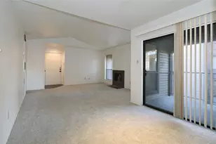 2025 Augusta, Houston, TX 77057 - Photo 2