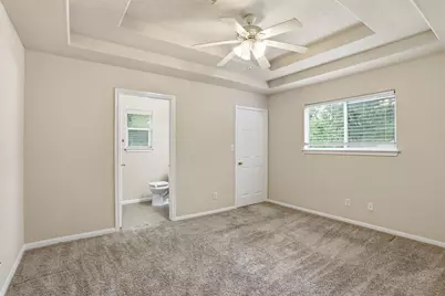 10793 Royal Magnolia Drive, Conroe, TX 77303 - Photo 14