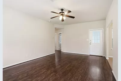 10793 Royal Magnolia Drive, Conroe, TX 77303 - Photo 4