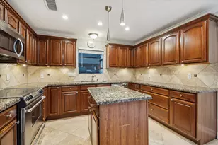 6310 Arnot St, Houston, TX 77007 - Photo 10