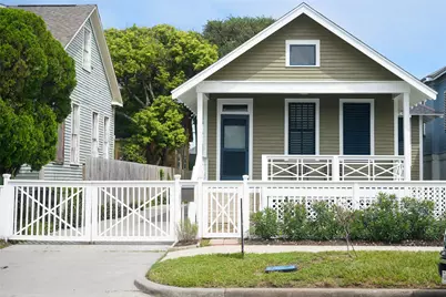2826 Avenue P1/2, Galveston, TX 77550 - Photo 1