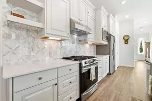 1409 Northwood Blf Ln, Pinehurst, TX 77362 - Photo 8