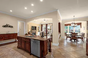 1011 Wyndham Way, Sugar Land, TX 77479 - Photo 12