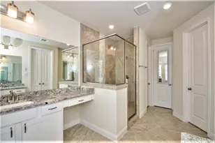 1403 Adell Rose Ln, Houston, TX 77043 - Photo 12