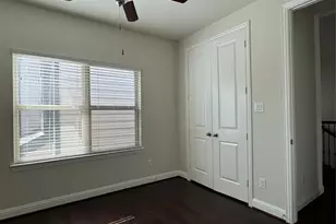 1403 Adell Rose Ln, Houston, TX 77043 - Photo 18